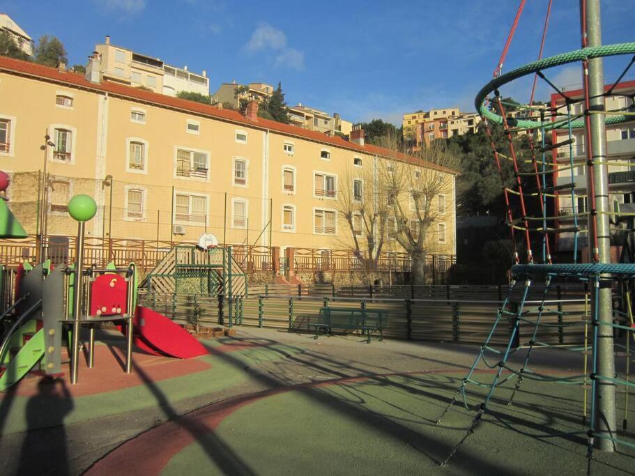 Appart F3 A 150 M De La Plage Avec Parking Prive Cerbère Εξωτερικό φωτογραφία